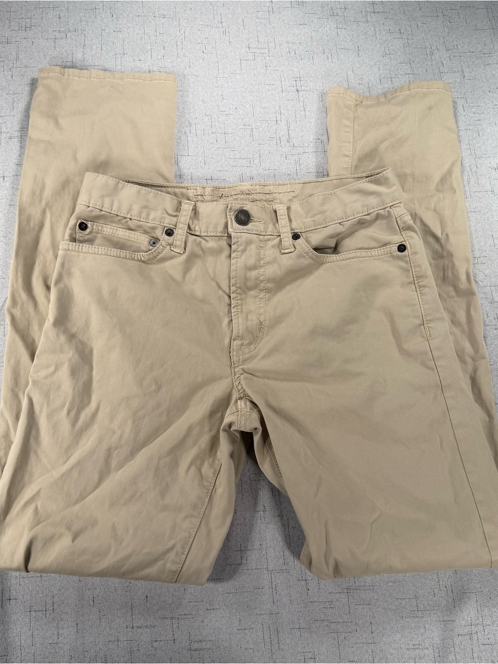 American Eagle Men's Khaki Casual Pants - Classic Slim fit